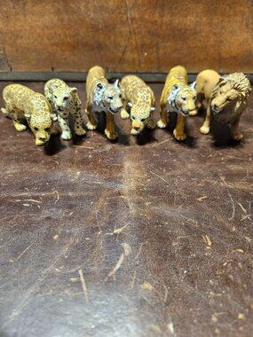 Schleich or Papo wild animal collection